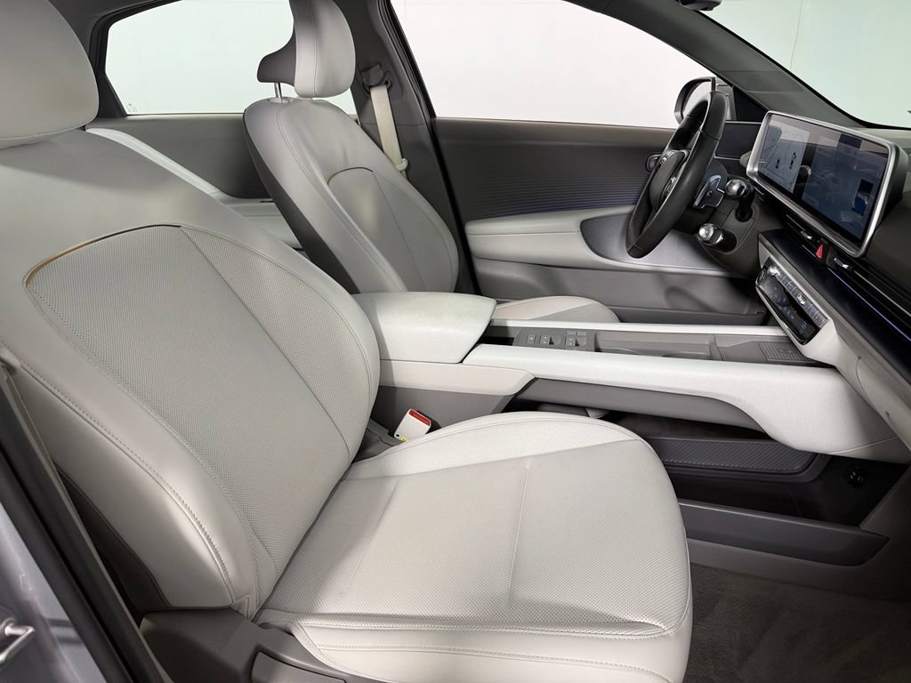 Used 2024 Hyundai Ioniq 6 SEL RWD image 33