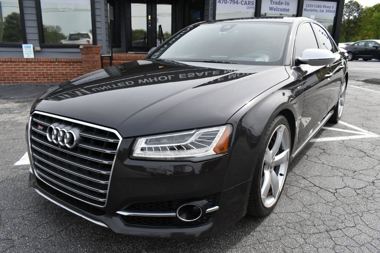 Used 2015 Audi S8 image 2