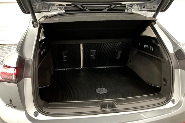 Used 2024 Buick Envision Avenir image 42