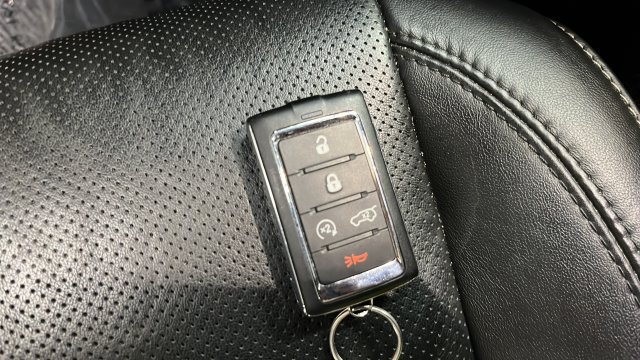 Used 2023 Jeep Wagoneer 4WD w/ Premium Group I image 45