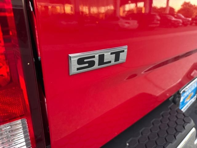 Used 2023 RAM 1500 Classic SLT w/ Trailer & Traction Group image 29