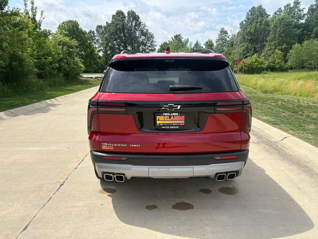 New 2026 Chevrolet Traverse LT w/ Driver Confidence Package AWD/4WD image 8
