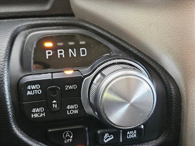 Used 2020 RAM 1500 Laramie w/ Off Road Group AWD/4WD image 18