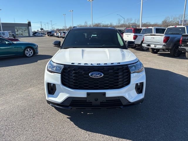 New 2026 Ford Explorer ST-Line w/ ST-Line Street Pack image 8