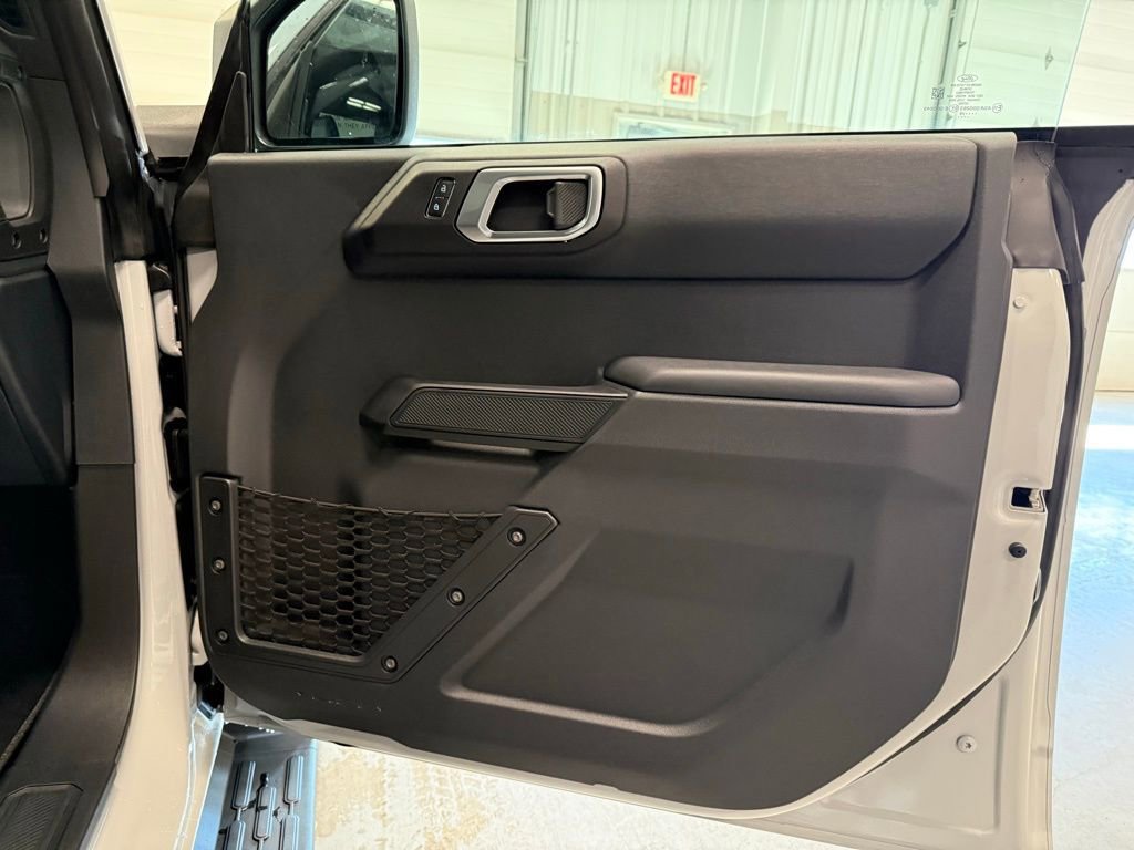 New 2026 Ford Bronco Outer Banks AWD/4WD image 32