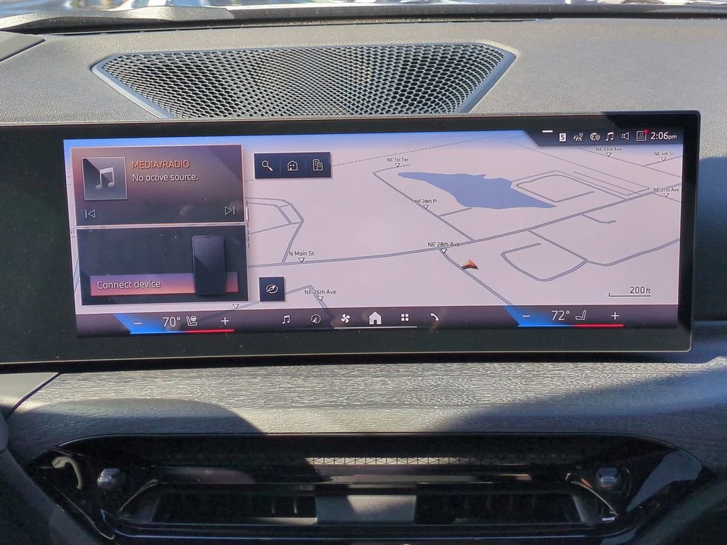 New 2026 BMW 330i Sedan w/ Premium Package image 17