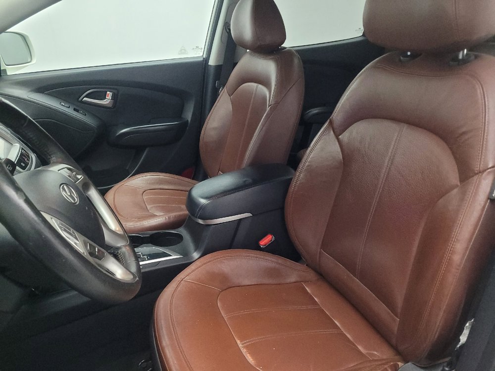 Used 2013 Hyundai Tucson Limited w/ Premium Pkg FWD image 17