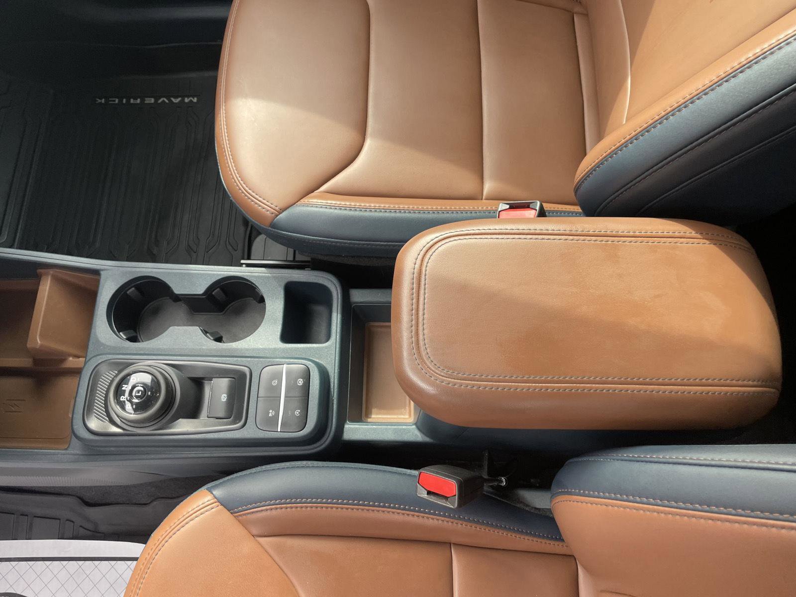 Used 2024 Ford Maverick Lariat w/ 4K Tow Package image 16