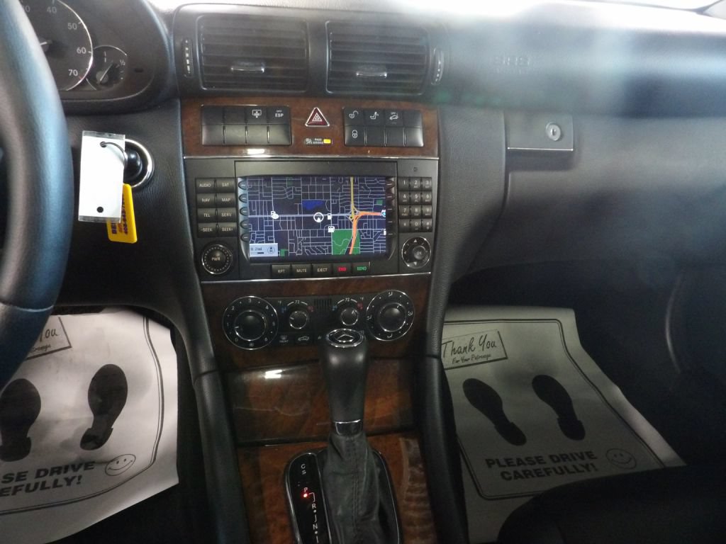 Used 2006 Mercedes-Benz C 350 Sedan image 17