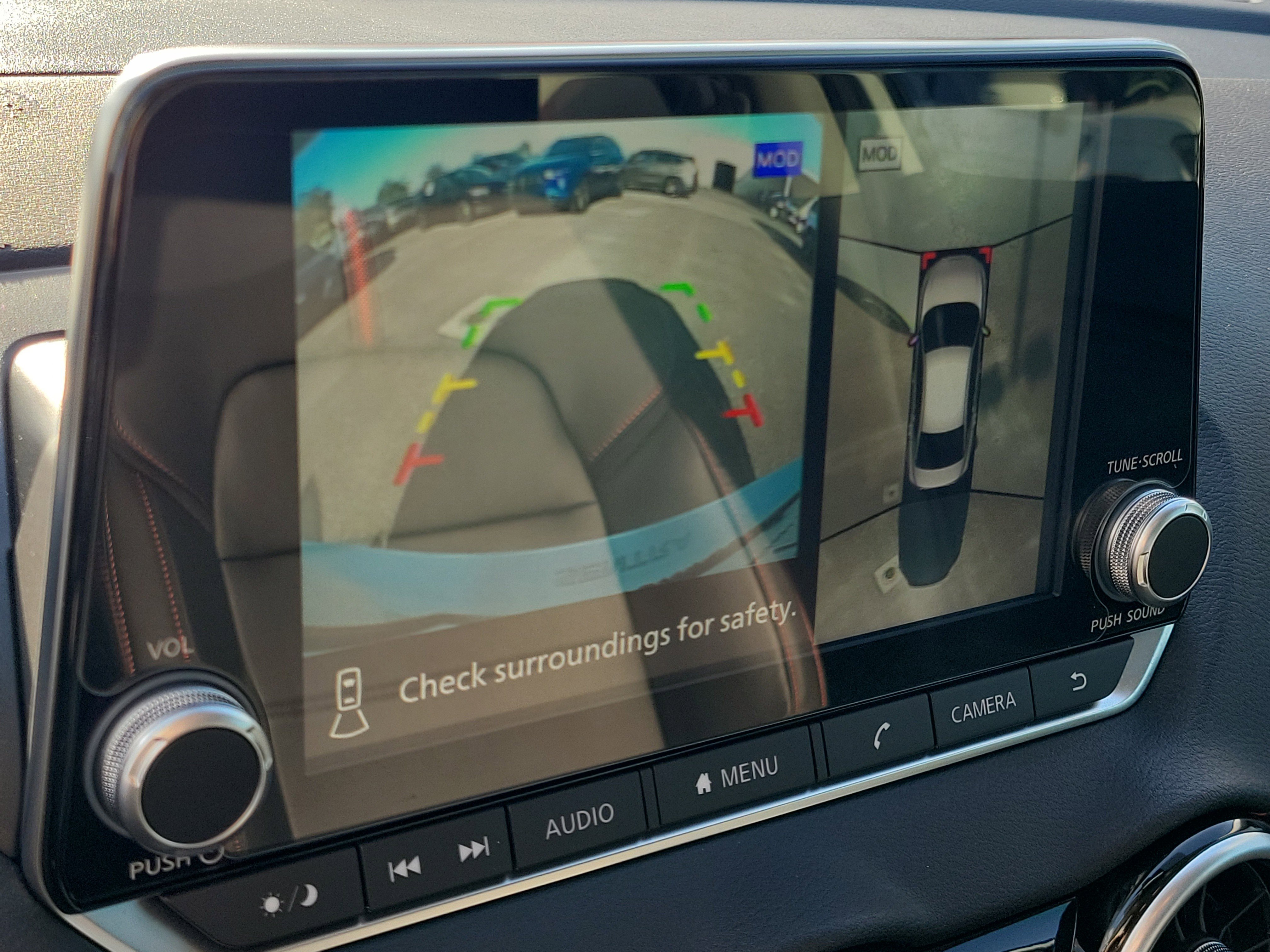 Used 2025 Nissan Sentra SR w/ SR Premium Package image 26