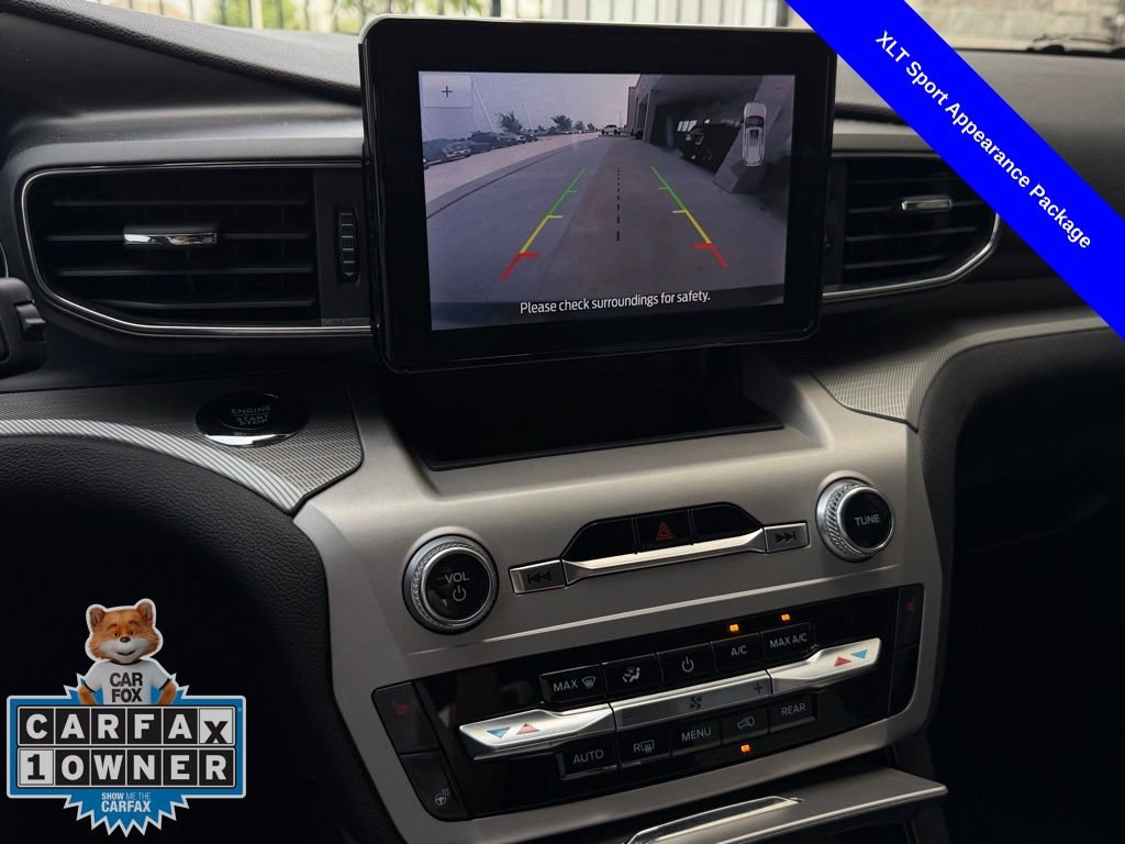 Used 2024 Ford Explorer XLT w/ Equipment Group 202A RWD image 8