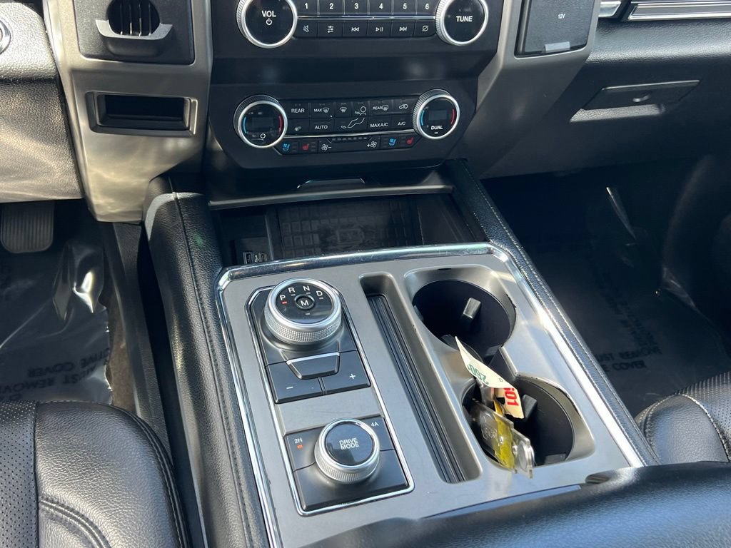 Used 2021 Ford Expedition XLT w/ Equipment Group 202A AWD/4WD image 20