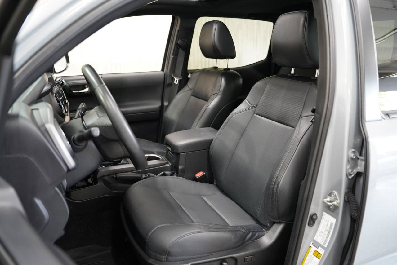 Used 2021 Toyota Tacoma TRD Sport w/ TRD Premium Sport Package AWD/4WD image 27