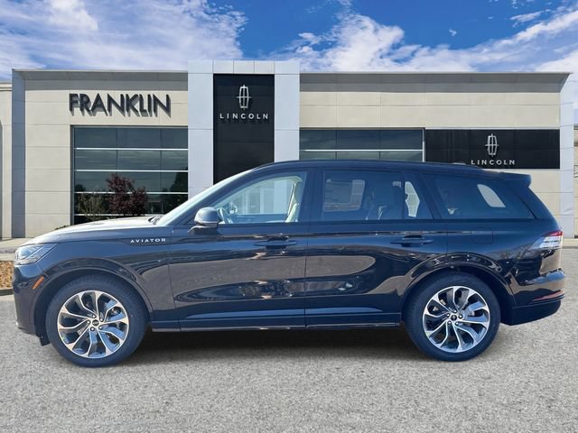 New 2026 Lincoln Aviator 2WD w/ Jet Appearance Package image 4