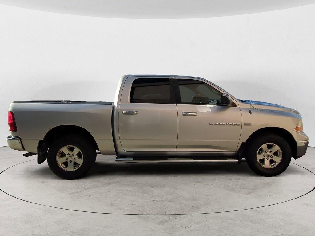 Used 2011 RAM 1500 Classic SLT AWD/4WD image 6