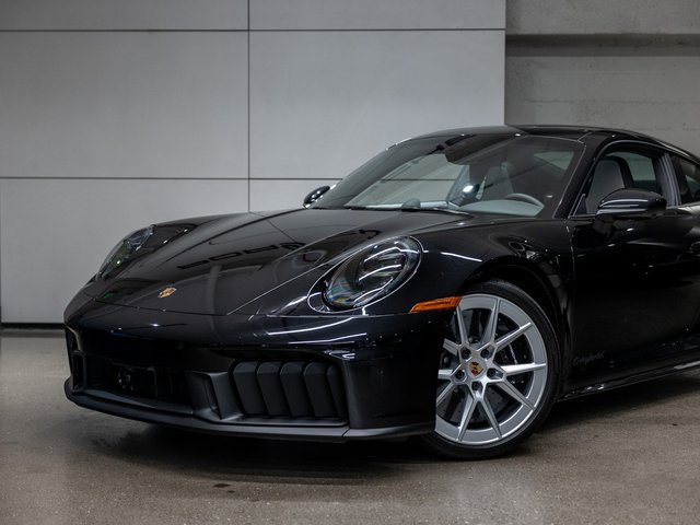 Used 2025 Porsche 911 Carrera GTS image 14