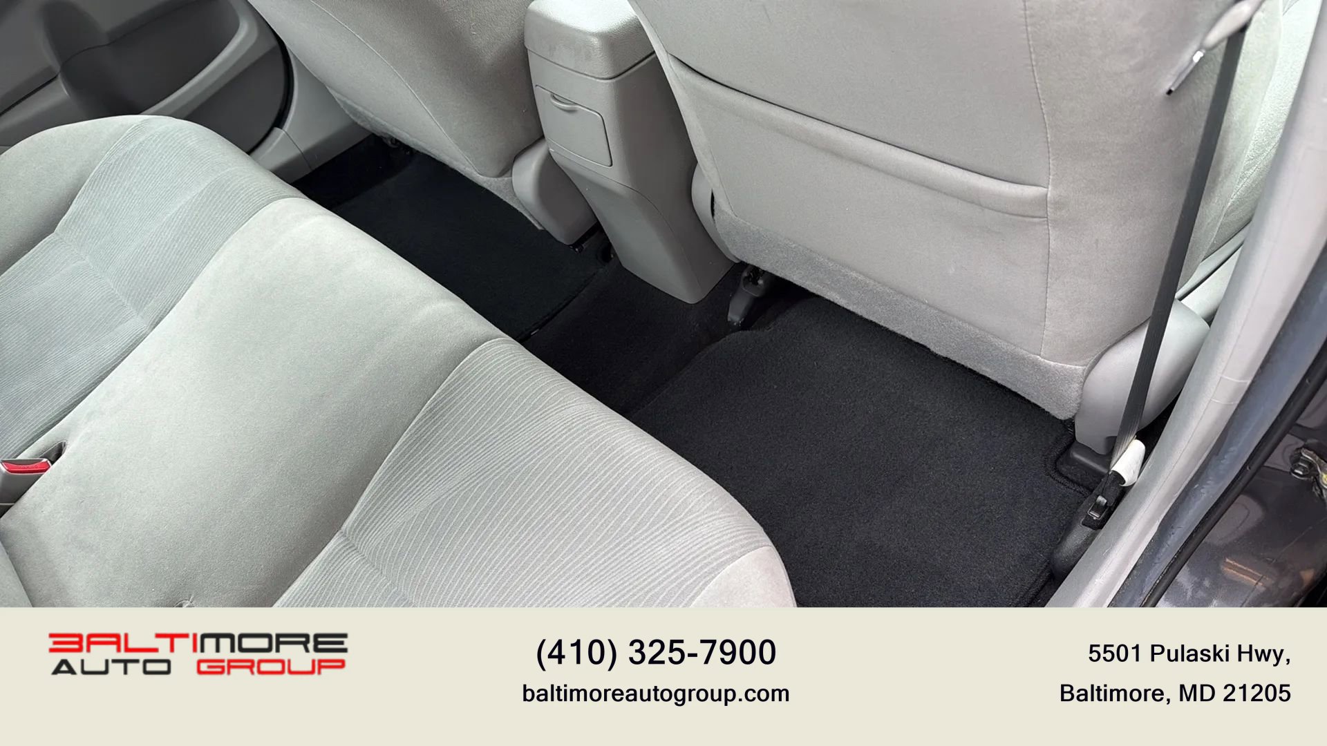 Used 2013 Toyota Corolla LE image 20