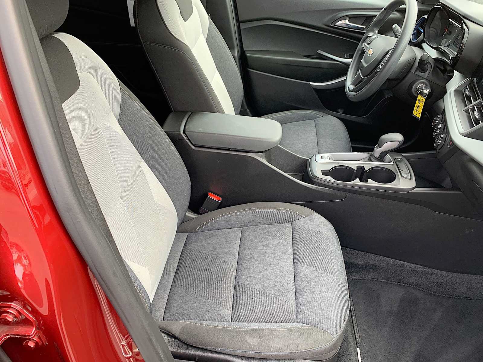 Certified 2024 Chevrolet Trax LS w/ LS Convenience Package FWD image 24