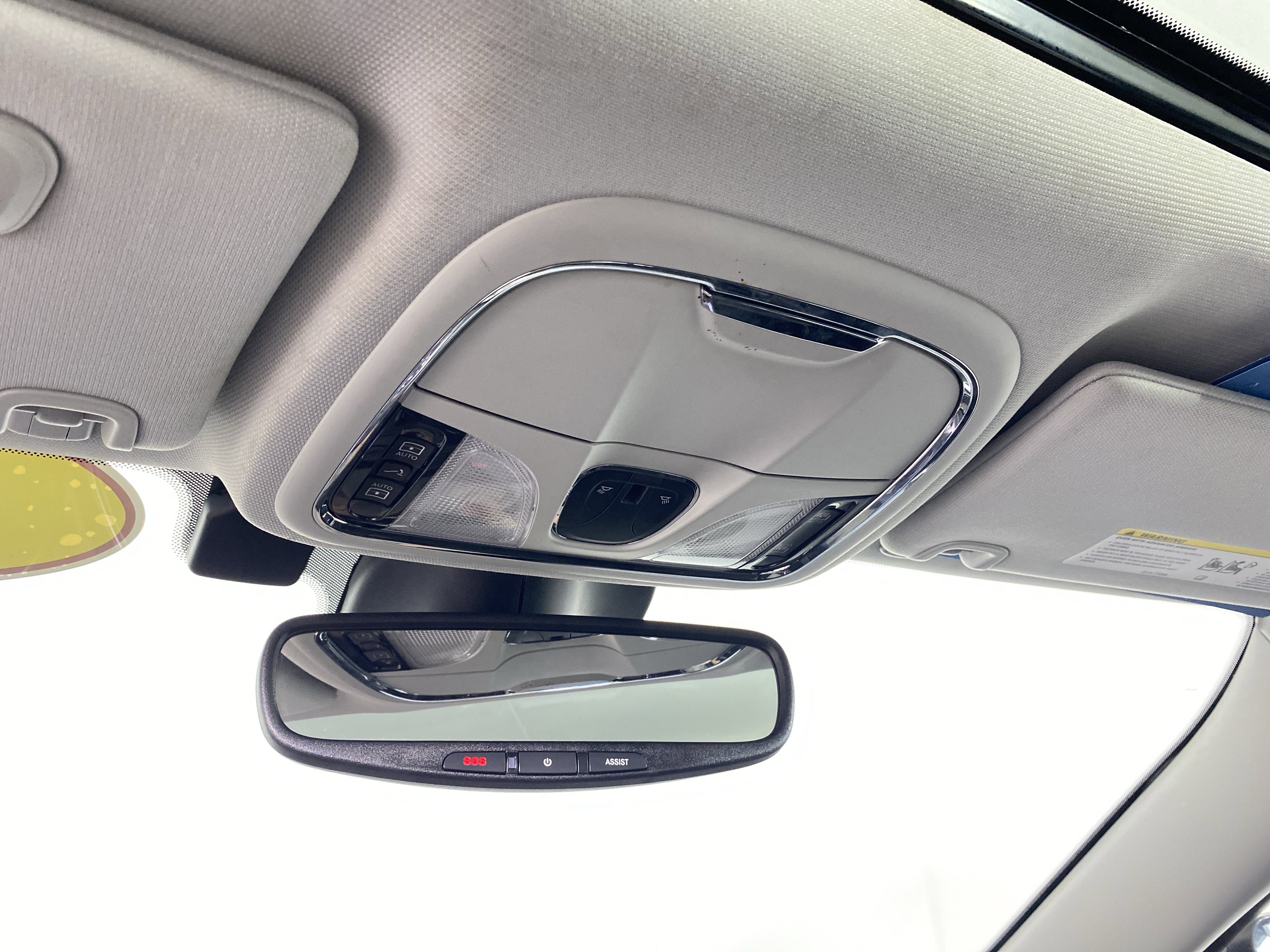 Used 2019 Jeep Cherokee Trailhawk image 29