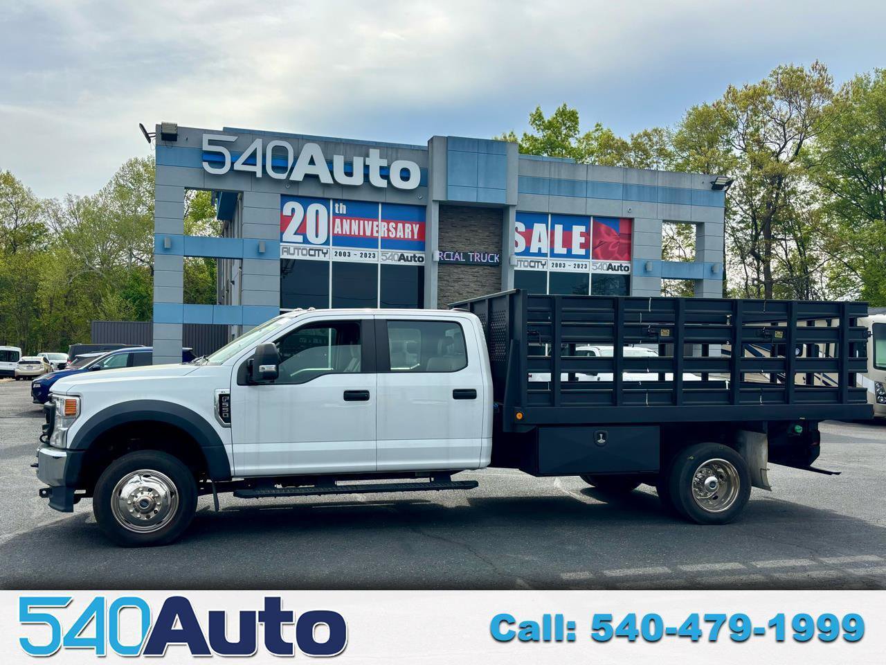 Used 2022 Ford F550 4x4 Crew Cab Super Duty w/ Power Equipment Group image 1