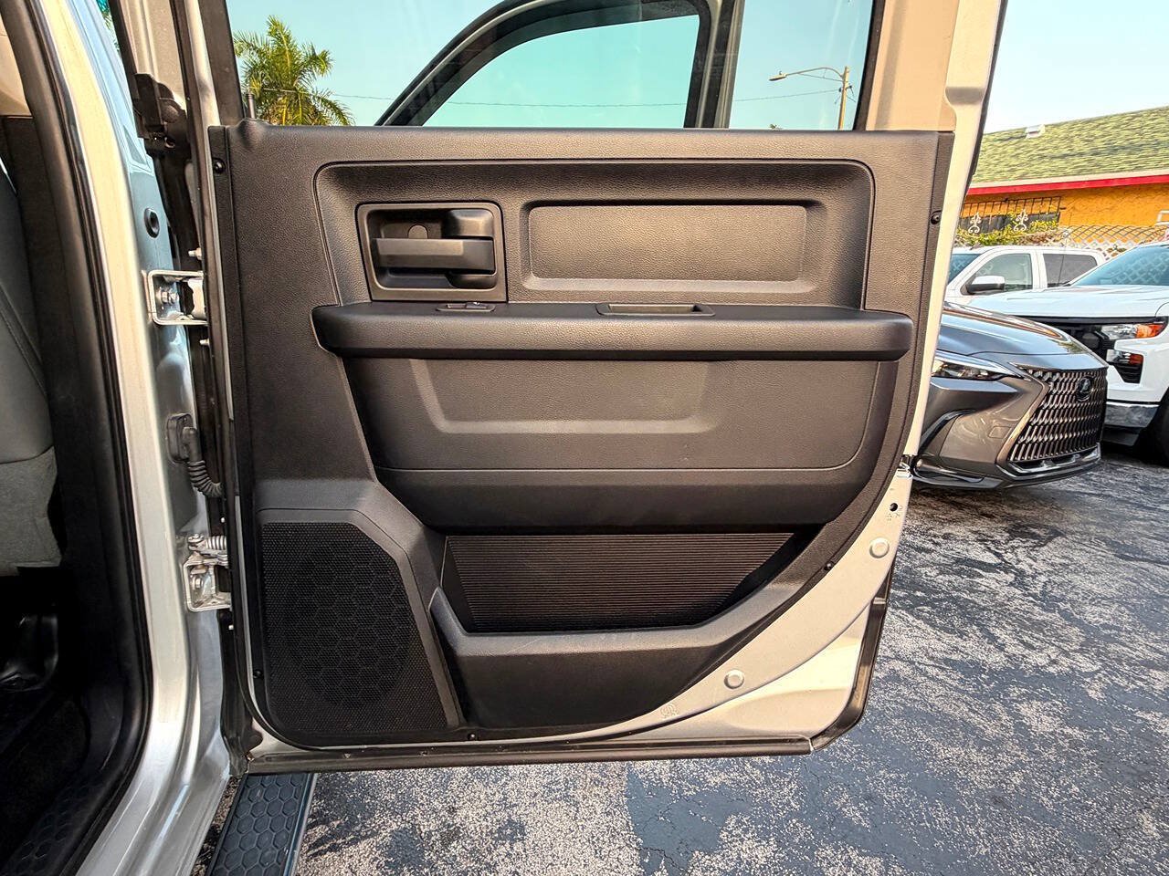 Used 2016 RAM 1500 Tradesman w/ Popular Equipment Group AWD/4WD image 31
