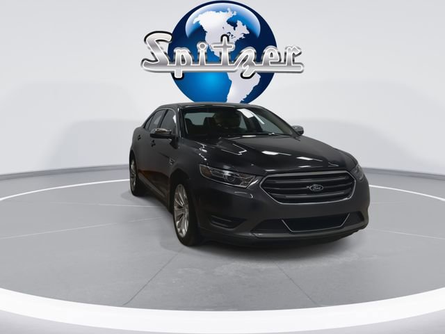 Used 2019 Ford Taurus Limited image 7