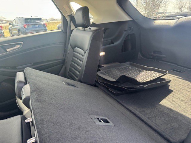 Used 2024 Ford Edge SEL w/ Convenience Package image 26