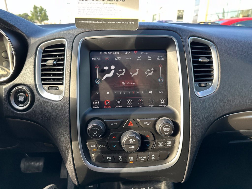Used 2020 Dodge Durango SXT w/ Blacktop Package AWD/4WD image 38