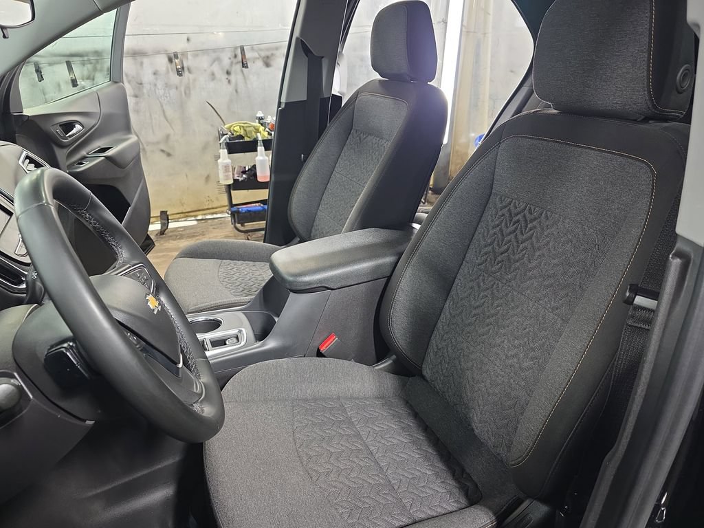 Used 2024 Chevrolet Equinox LT AWD/4WD image 15