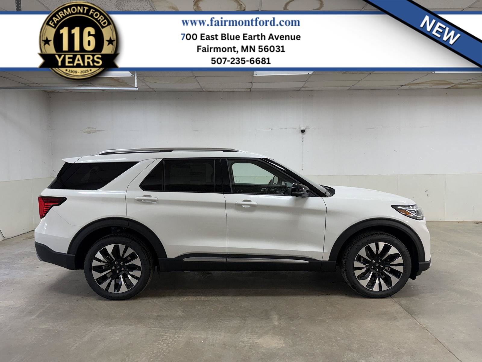 New 2026 Ford Explorer Platinum w/ LUX Leather Package AWD/4WD image 1