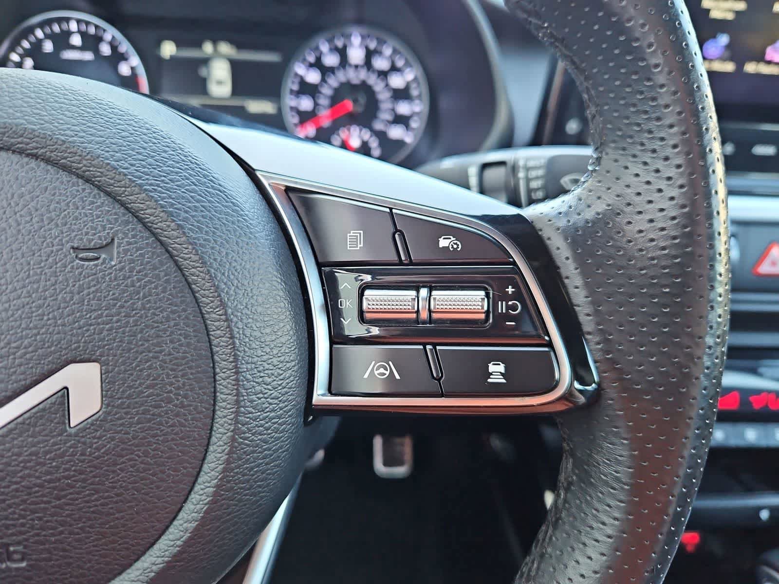 Used 2022 Kia Forte GT-Line w/ GT-Line Premium Package FWD image 25