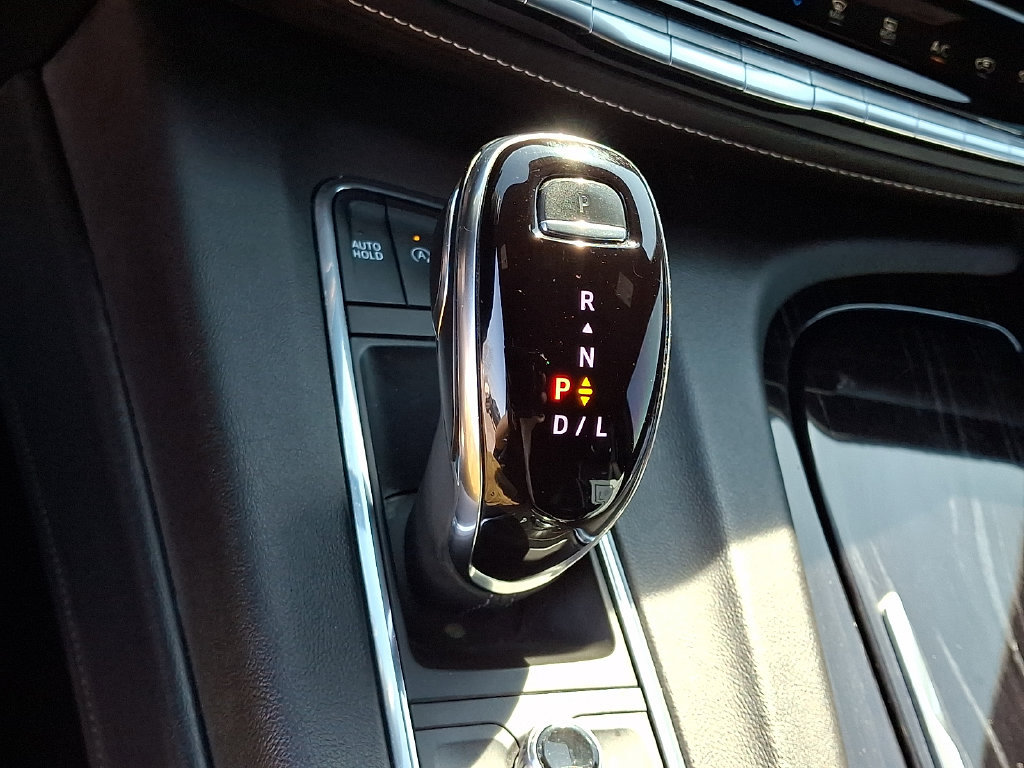 Used 2023 Cadillac Escalade ESV Sport AWD/4WD image 22
