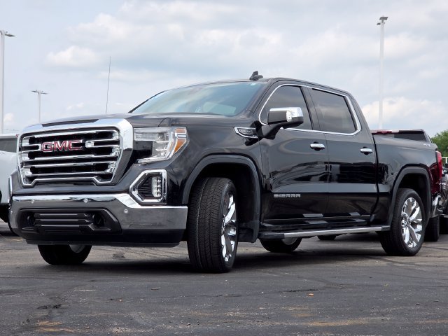 Used 2021 GMC Sierra 1500 SLT w/ SLT Premium Plus Package AWD/4WD image 15