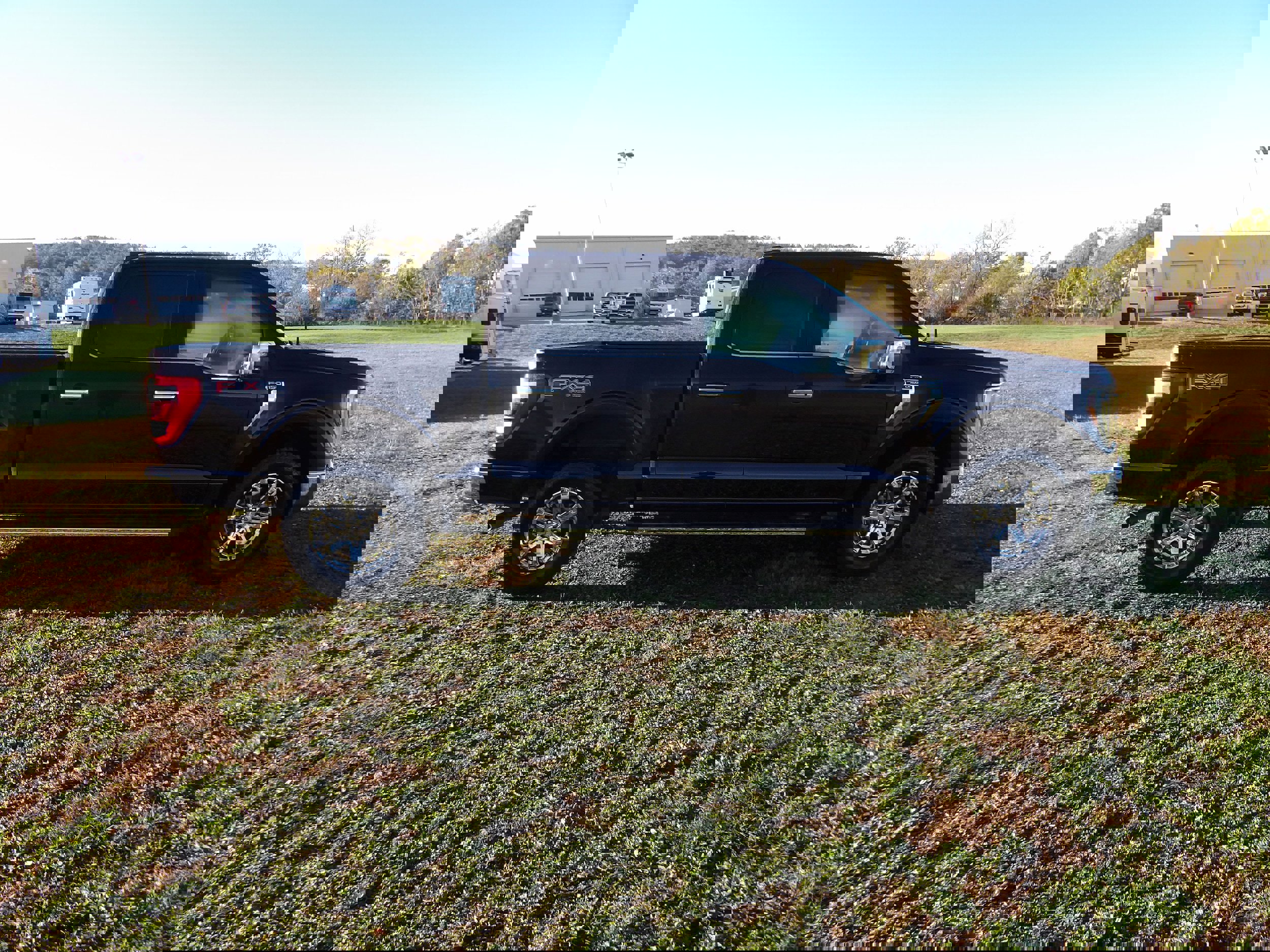 Used 2021 Ford F150 Lariat w/ Equipment Group 502A High image 5