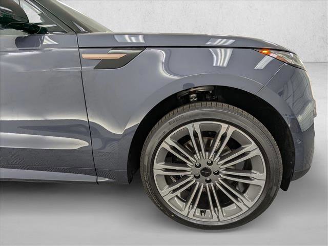 New 2026 Land Rover Range Rover Sport SE image 9