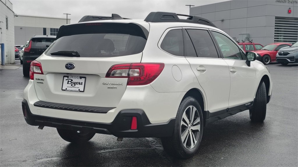 Used 2018 Subaru Outback 3.6R Limited image 3