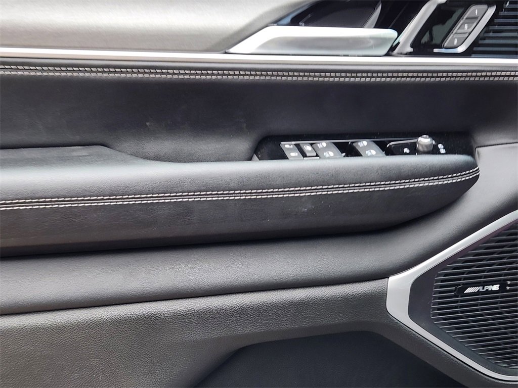 New 2025 Jeep Wagoneer L Series II w/ Convenience Group I image 6