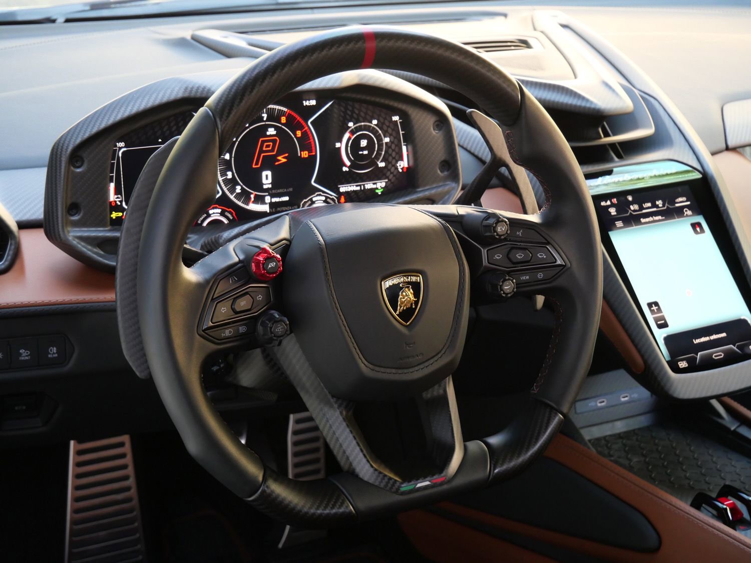 Used 2024 Lamborghini Revuelto AWD/4WD image 25