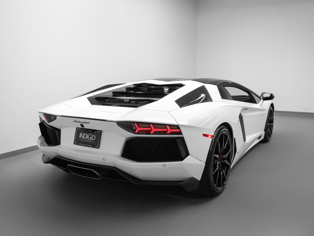 Used 2014 Lamborghini Aventador LP 700-4 image 42