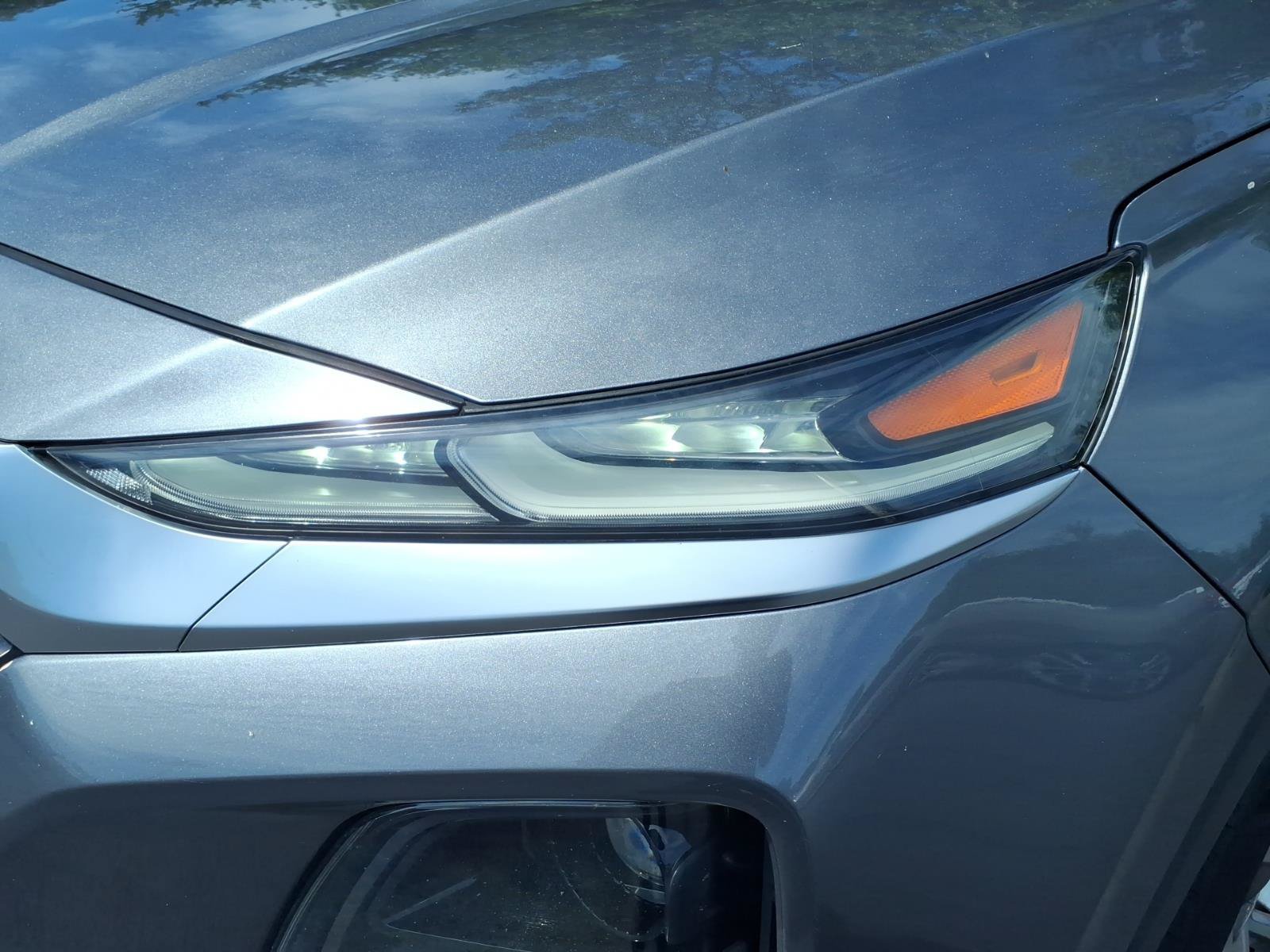 Used 2019 Hyundai Santa Fe SE AWD/4WD image 11