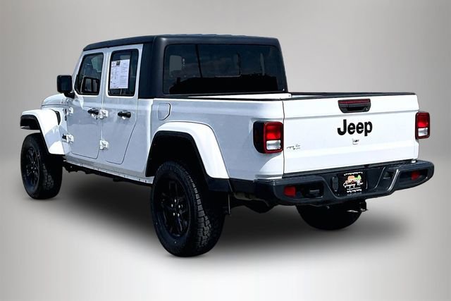 Used 2021 Jeep Gladiator Sport image 4