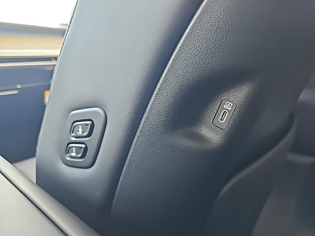 New 2026 Hyundai Ioniq 9 Limited image 42