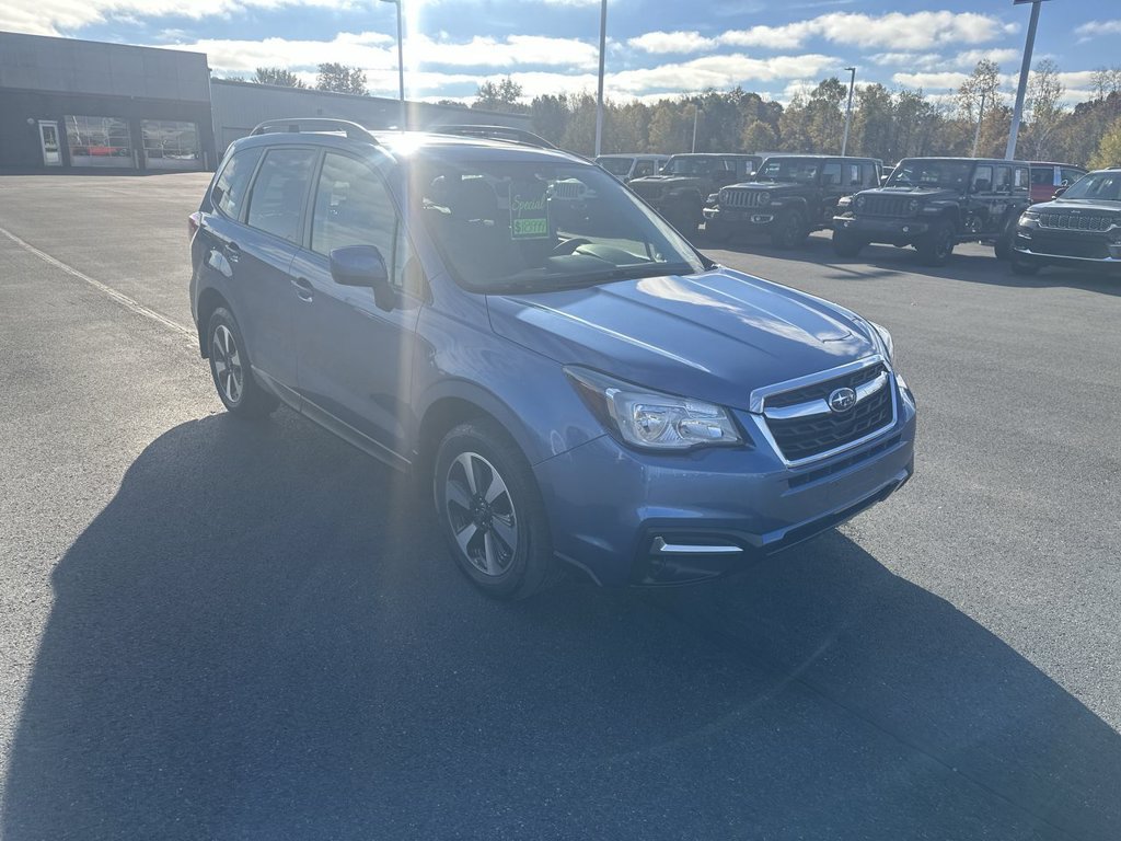 Used 2018 Subaru Forester 2.5i Premium w/ All-Weather Package AWD/4WD image 2