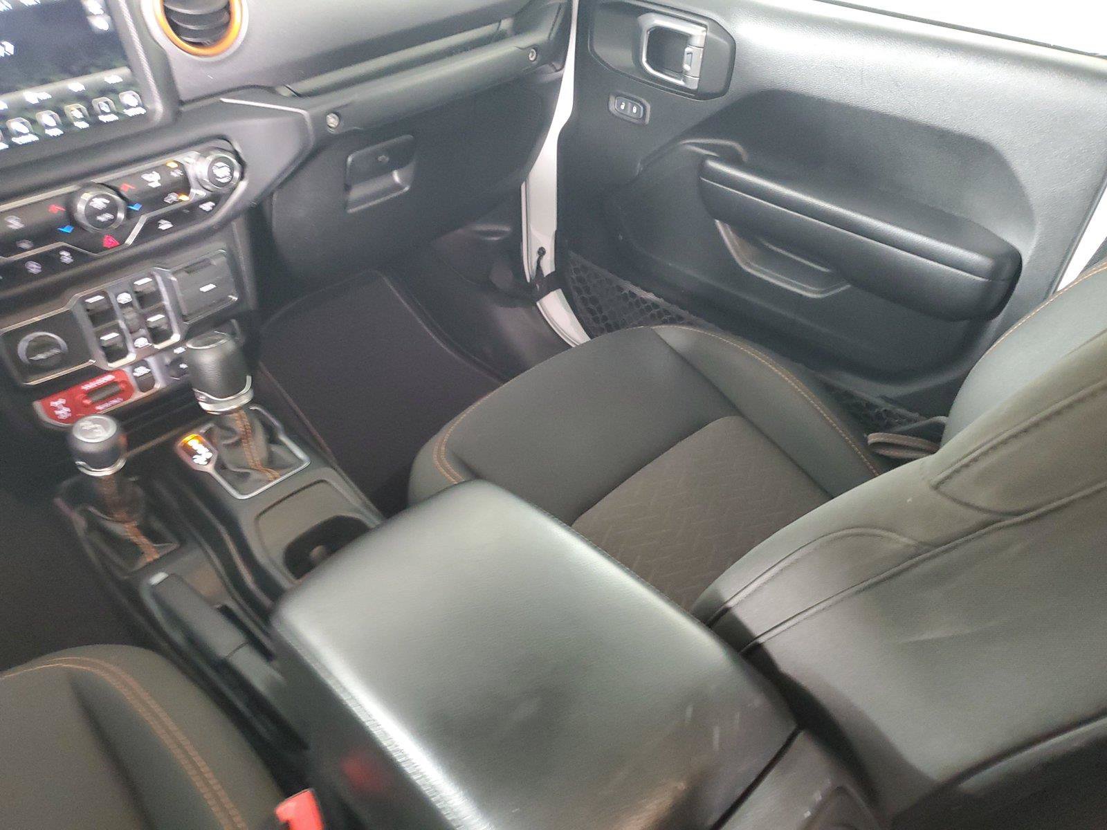 Used 2021 Jeep Gladiator Mojave AWD/4WD image 14