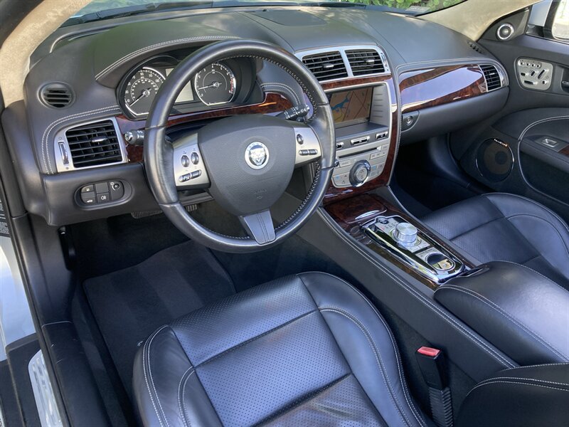 Used 2010 Jaguar XK Convertible RWD image 18