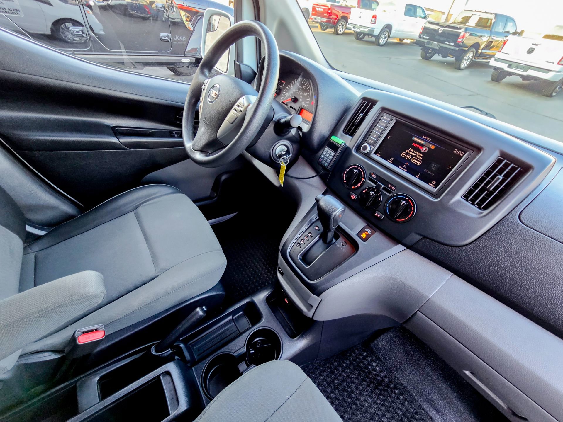 Used 2021 Nissan NV200 SV w/ Sliding Door Glass Package FWD image 11