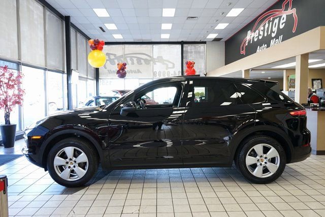 Used 2020 Porsche Cayenne image 4