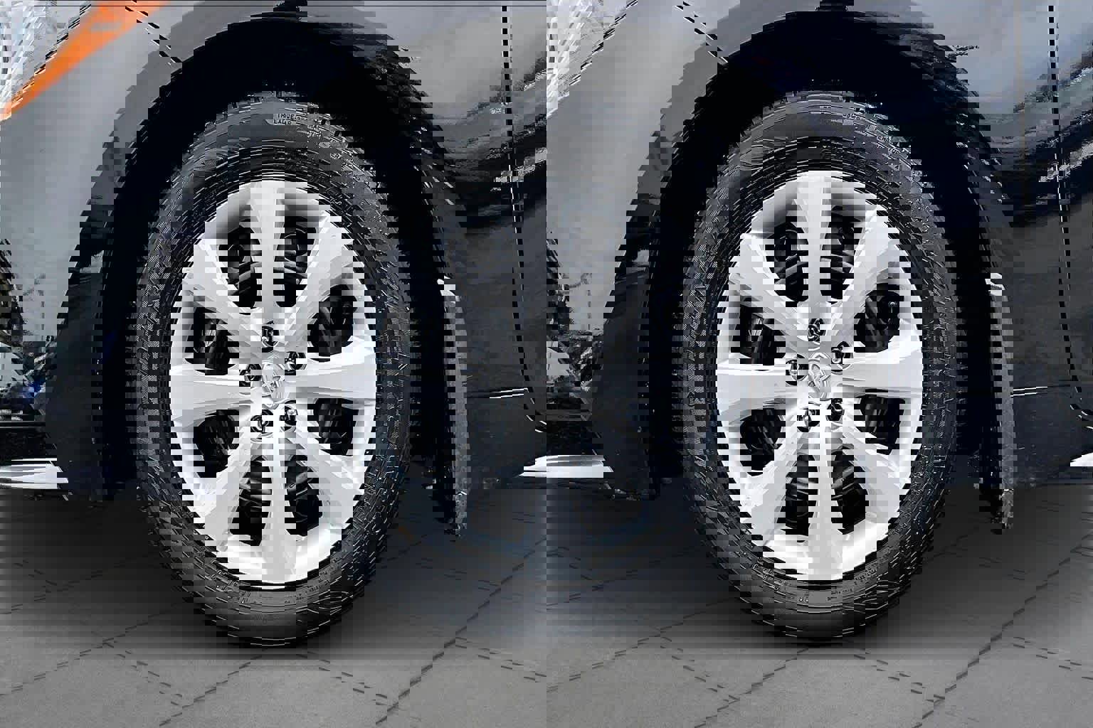 Used 2024 Toyota Corolla LE image 11