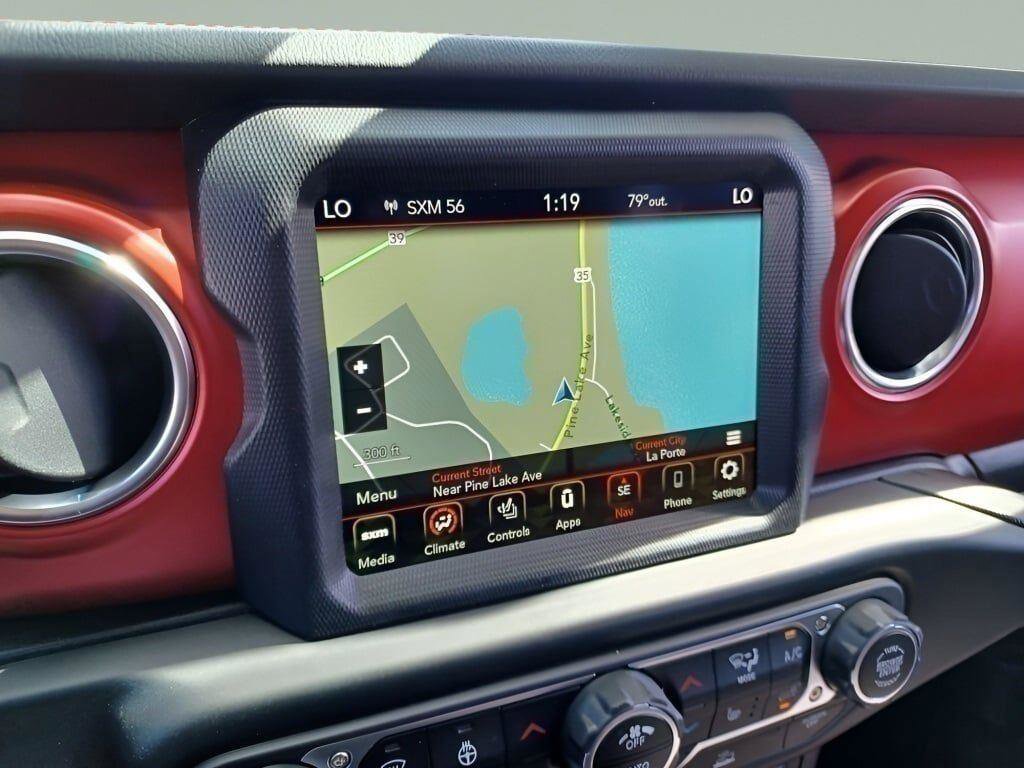 Used 2023 Jeep Gladiator Rubicon w/ LED Lighting Group AWD/4WD image 27