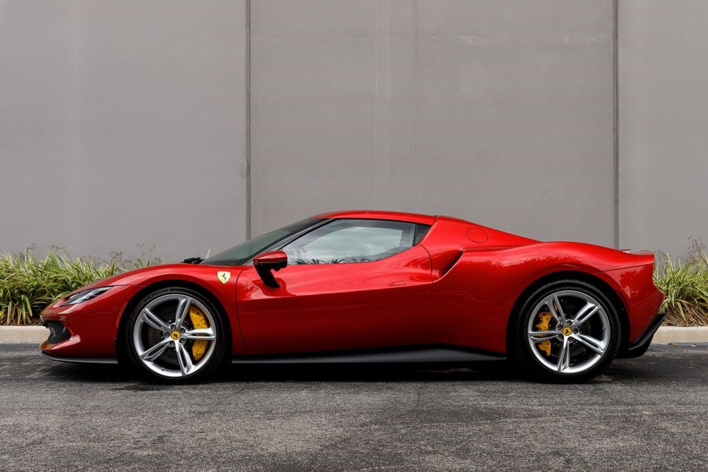 Used 2024 Ferrari 296 GTB RWD image 2